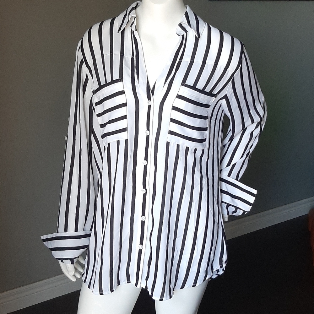 BNWOT Express Top